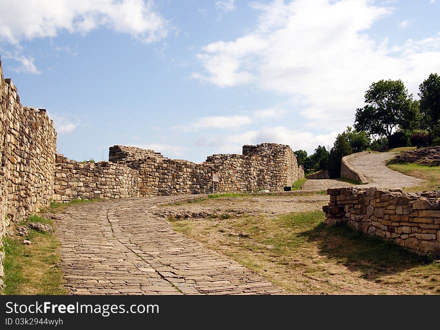 Trapezista fortress in veliko tarnovo - the former capital of bulgaria. Trapezista fortress in veliko tarnovo - the former capital of bulgaria