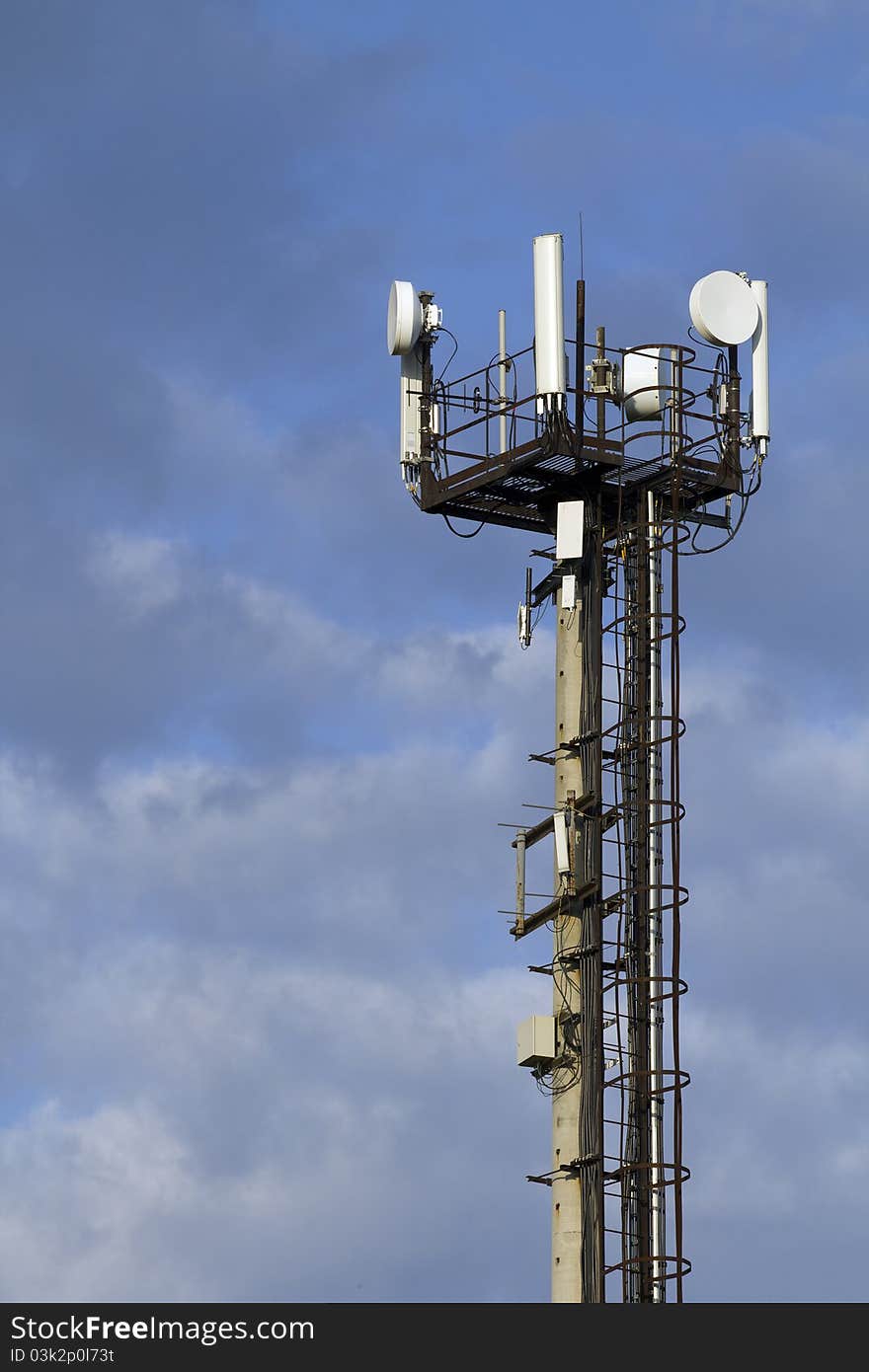 Aerial   equipment  mast  ladder