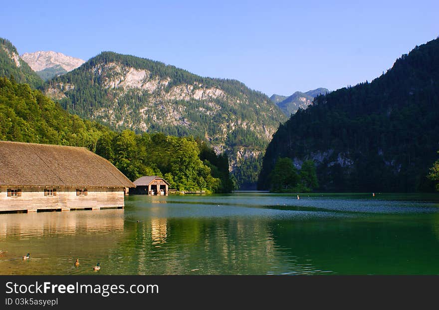 Lake in the Alpes-Austrias