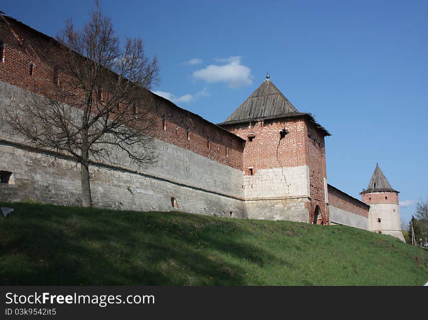 Russia, Moscow region, Zaraysk. The towers and walls Zaraisk Kremlin. Russia, Moscow region, Zaraysk. The towers and walls Zaraisk Kremlin.