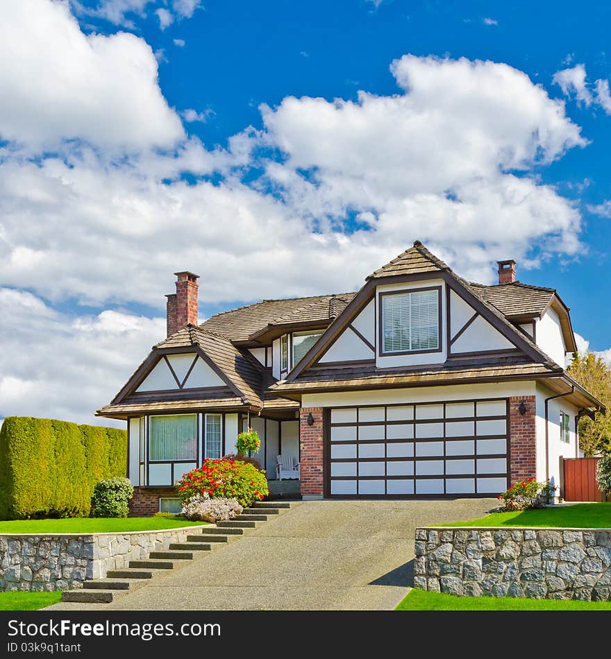 Luxury house in Vancouver, Canada. Luxury house in Vancouver, Canada.