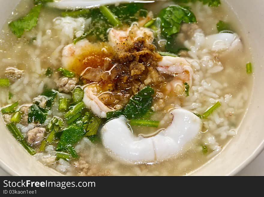 Soft-boiled rice seafood