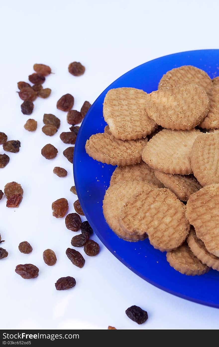 Biscuits with raisin