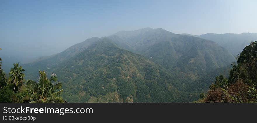 Panoramic views of the mountains and the valley