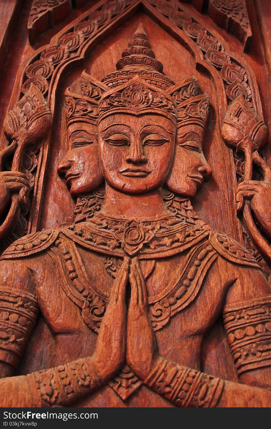 The carved wooden doors patterned on the temple. The carved wooden doors patterned on the temple.