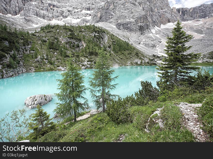 Lago di Sorapiss - unusual color,Italian Dolomites