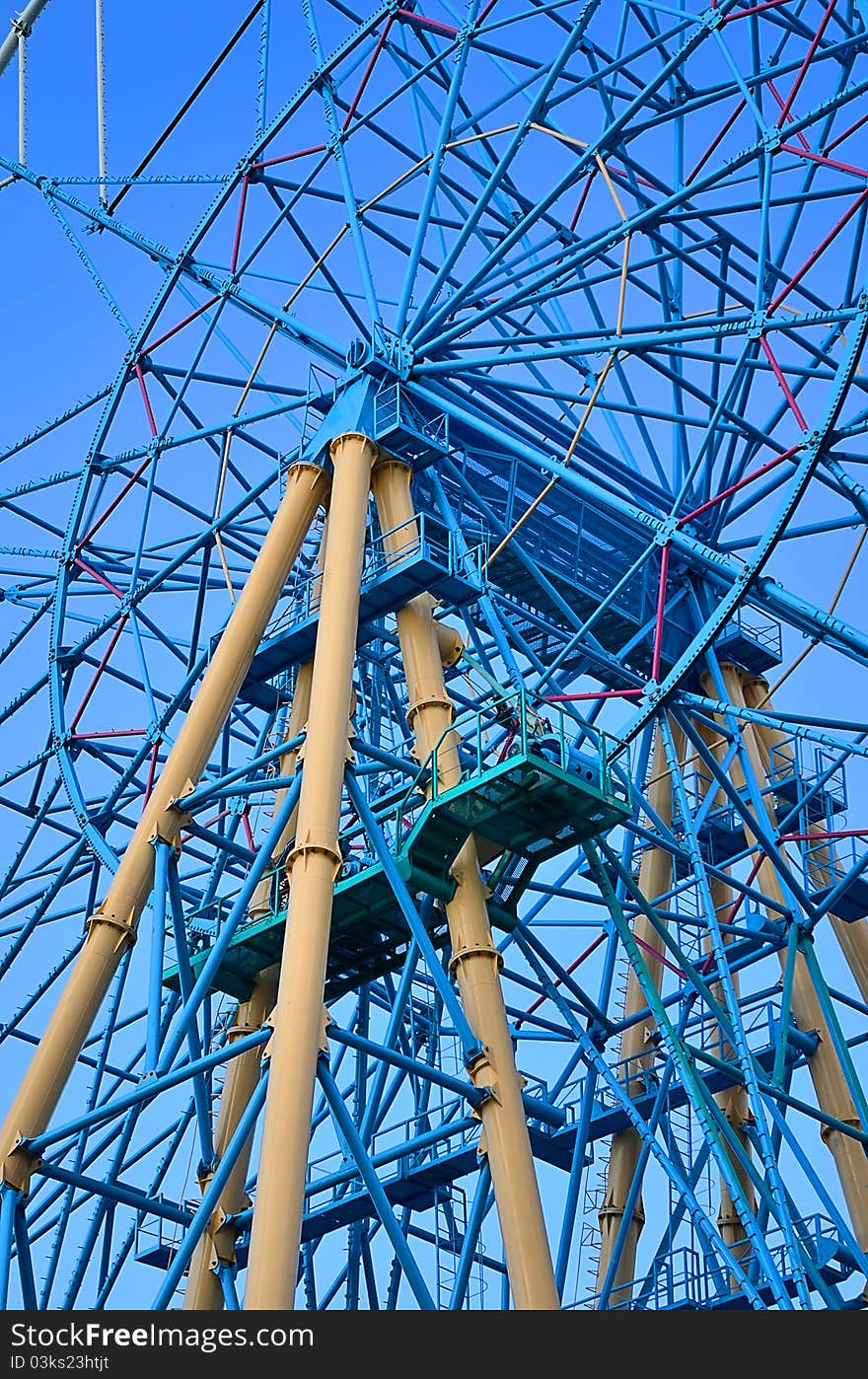 Frame Ferris wheel in the build process. Frame Ferris wheel in the build process