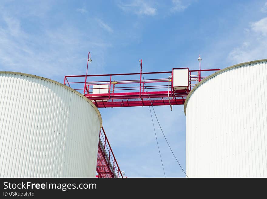 Tank storage for flammable materials