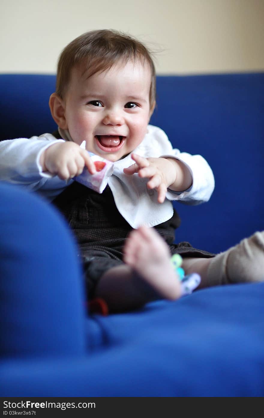 Laughing baby - having a laugh at silly dadda