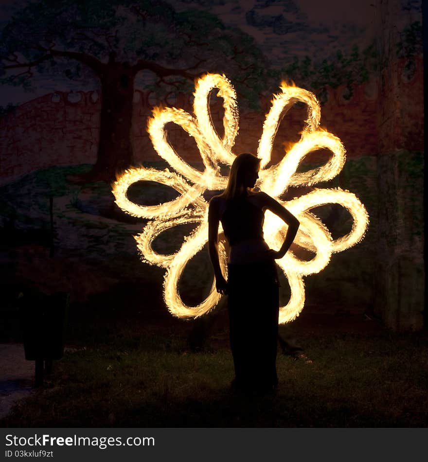 Fire Lady, Fire Show