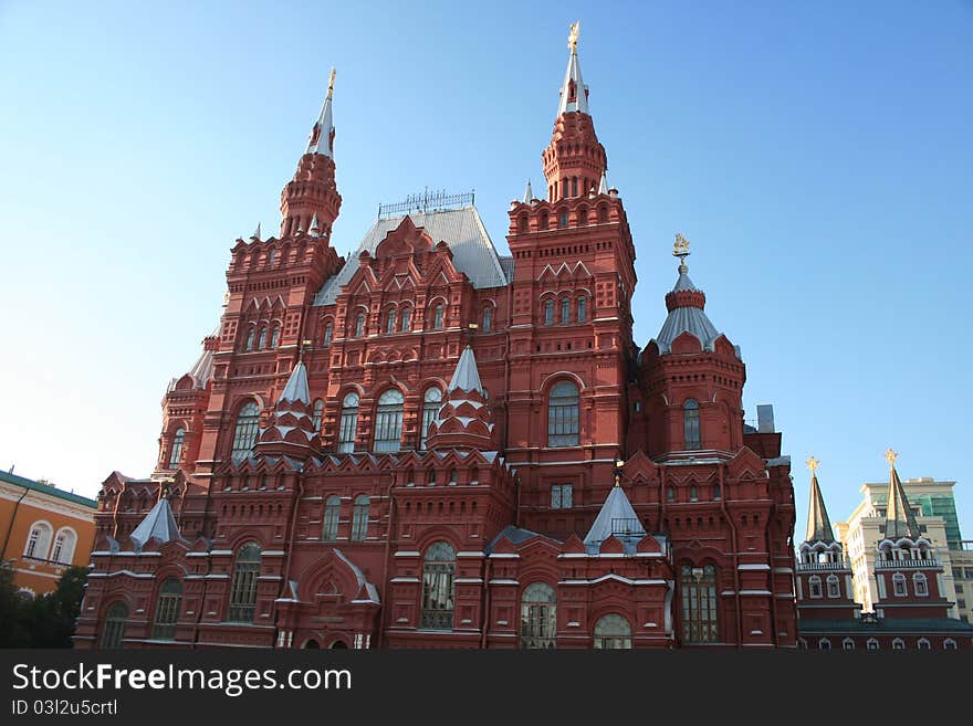 Arm Museum Merry chamber. The event is priceless possessions, more than 4,000 pieces represent the richness and wealth of high-value crafts. From past to God, Tsar and his Rina