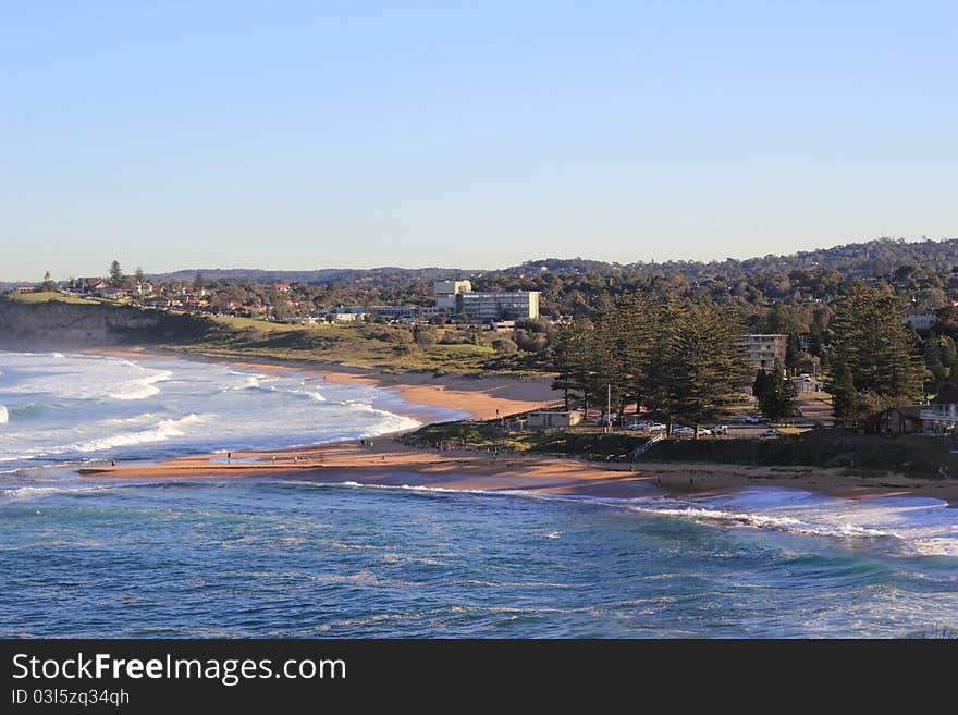 View to Bongin Bongin Bay with Mona Vale flooded (Northern Beaches of Sydney). Picture taken in the off-saison. View to Bongin Bongin Bay with Mona Vale flooded (Northern Beaches of Sydney). Picture taken in the off-saison.