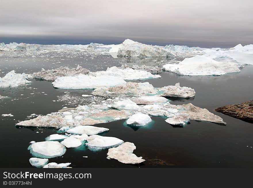 Floating icebergs