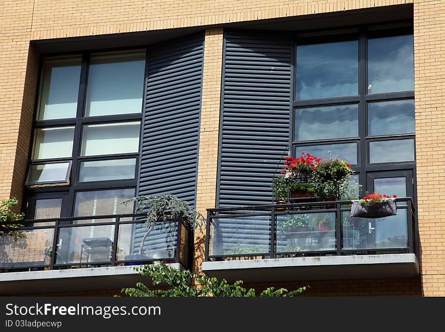 Balconies & decorations.