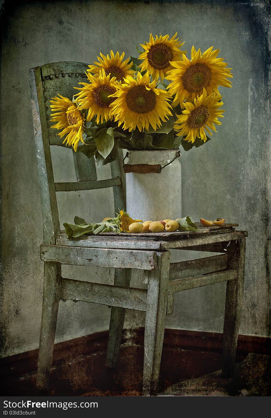 Bouquet of sunflowers and apricots