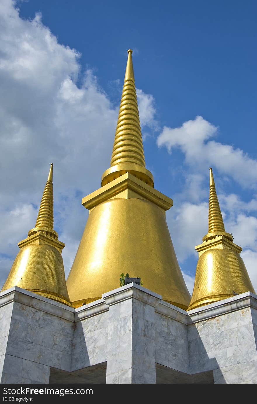 Building the Golden Pagoda Buddhist Tripitaka marble Nakhon Pathom