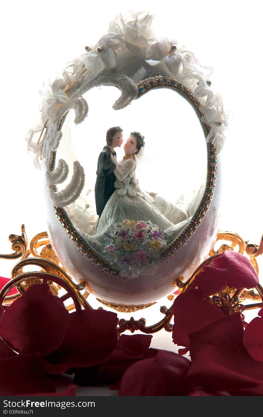 The wedding couple in a carriage. isolated background. The wedding couple in a carriage. isolated background