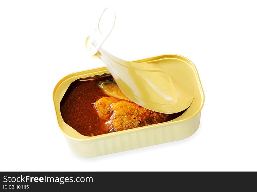 Canned fish, convenience stores are easy to find. Canned fish, convenience stores are easy to find