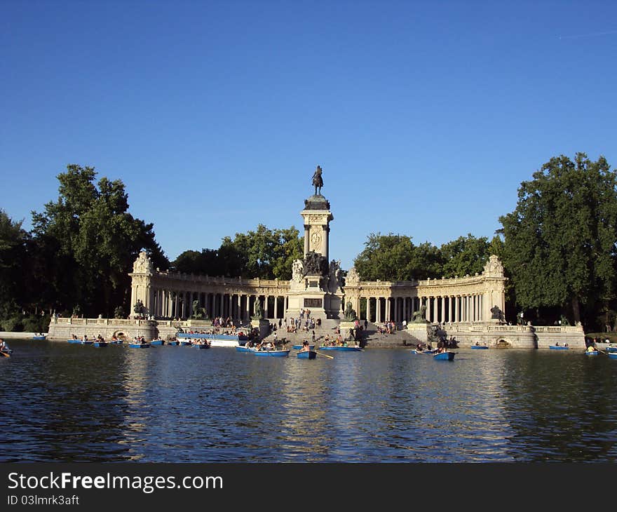 Parque del Retiro. Monument to Alfonso XII