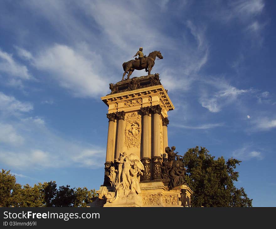 Parque del Retiro. Monument to Alfonso XII