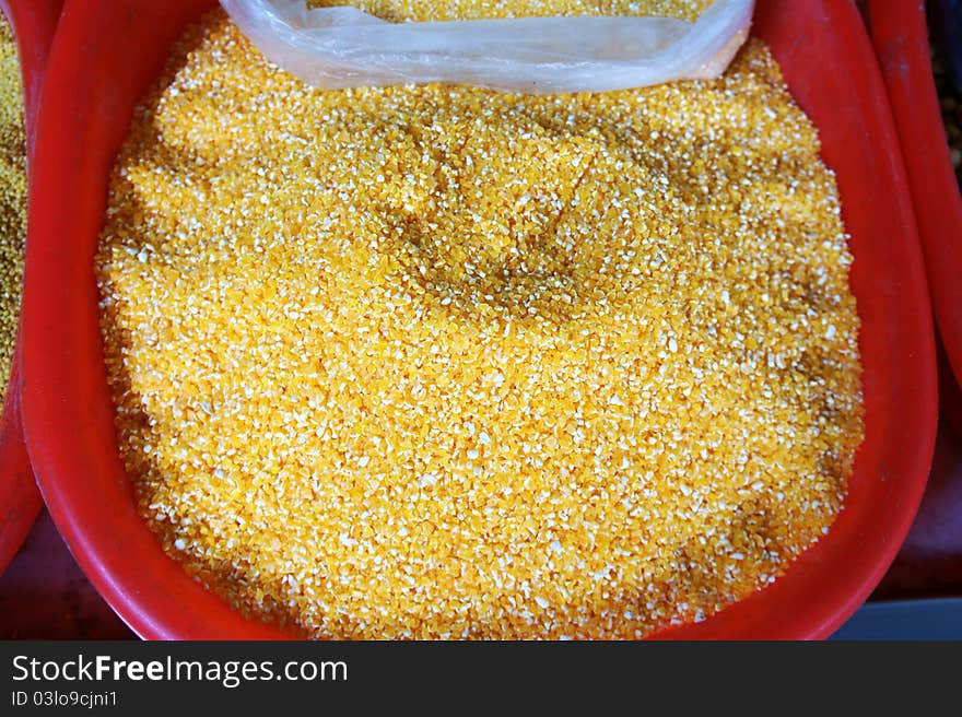 Sweet corn grain kernels