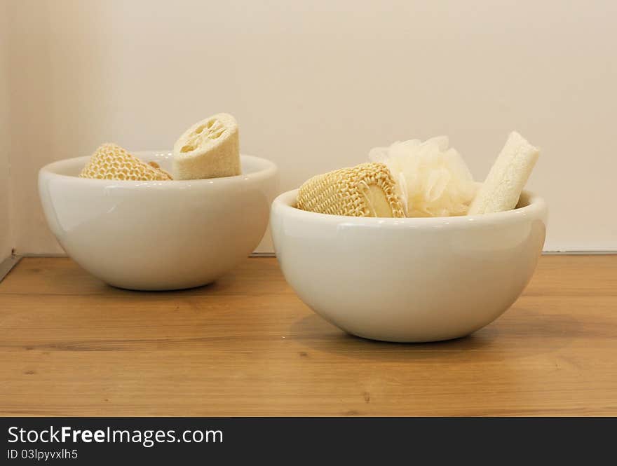 Sponges in the bowl