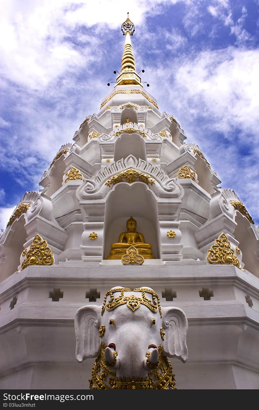 Buddha images in pagoda, Wat Klang Wiang, Chiang Rai, Thailand. Buddha images in pagoda, Wat Klang Wiang, Chiang Rai, Thailand
