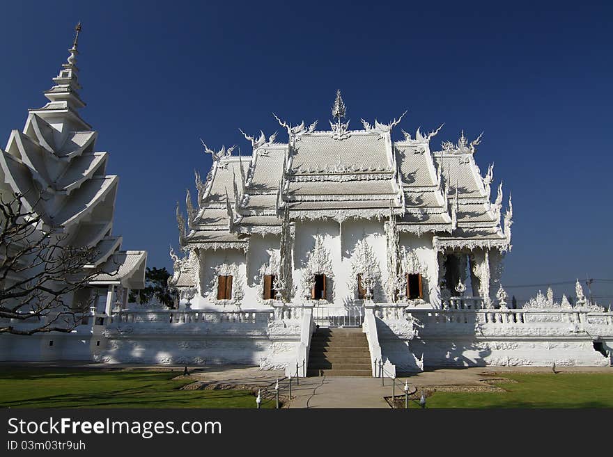 The white temple , Wat Rongkhun - Thailand