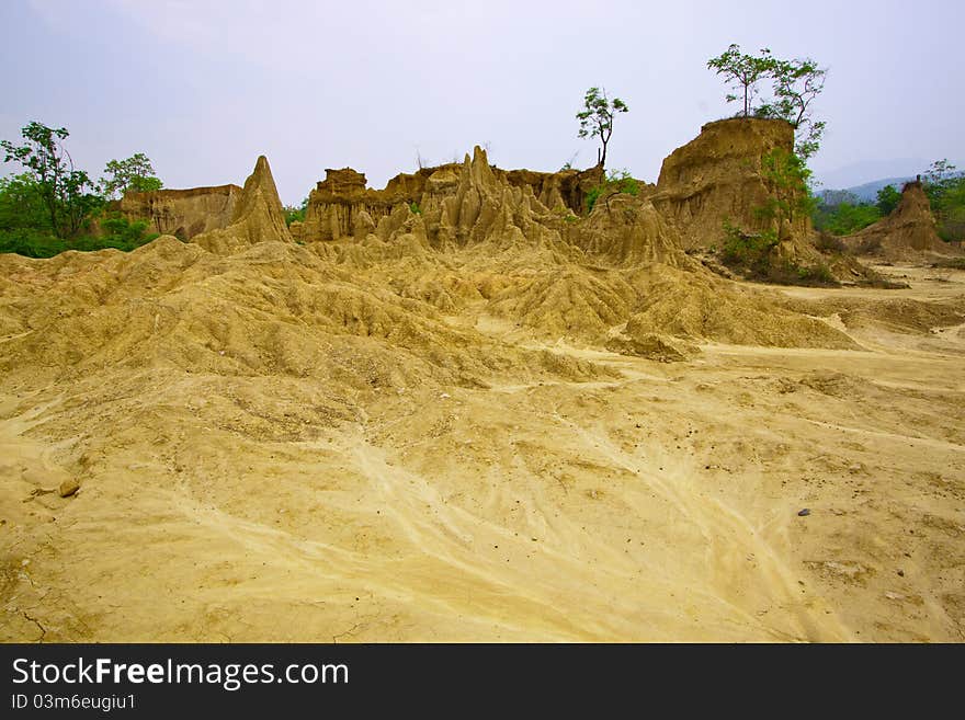 Ancient corrosion of soil by rain and wind more than 100,000 years. Ancient corrosion of soil by rain and wind more than 100,000 years.