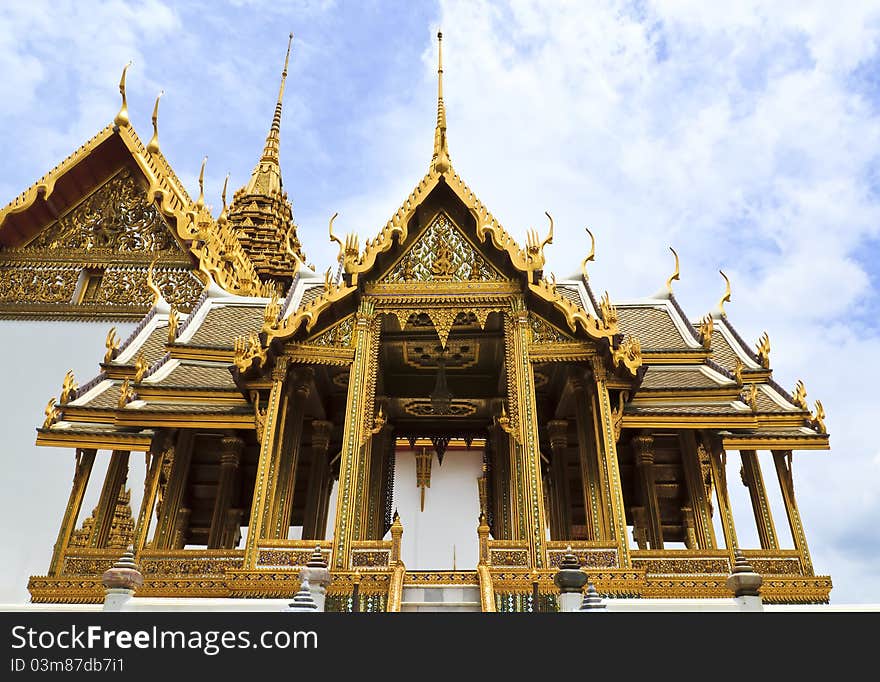 Arpornphimok Prasad from The Grand Palace Wat Prakeaw in Bangkok, Thailand.