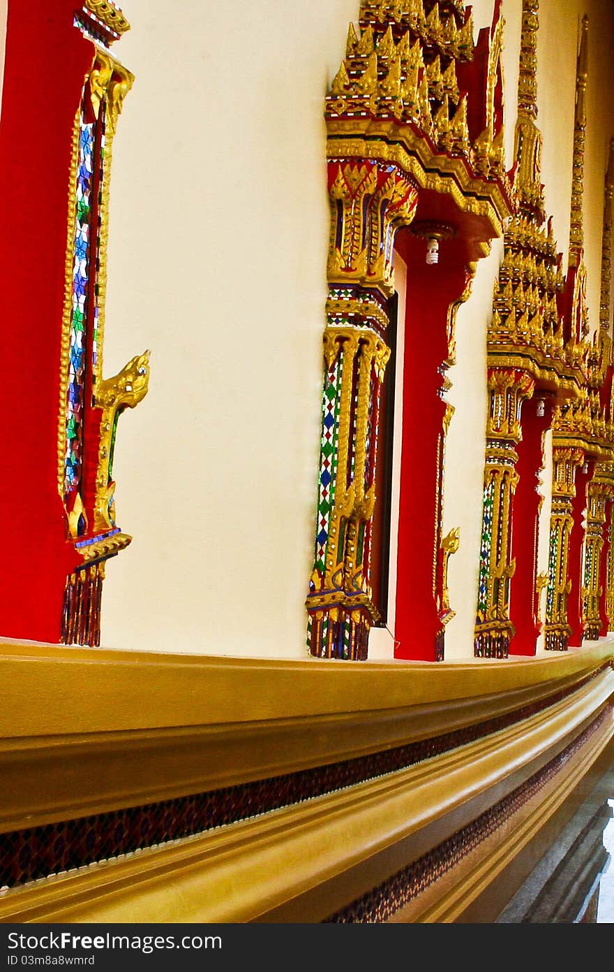 Golden Thai Art