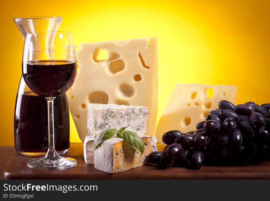 Cheese and other ingredients composition. Cheese and other ingredients composition