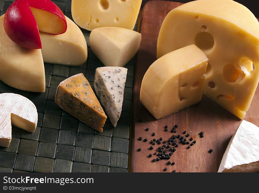 Cheese and other ingredients composition. Cheese and other ingredients composition