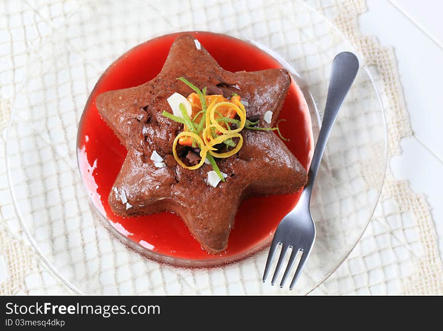 Gingerbread cake and coulis