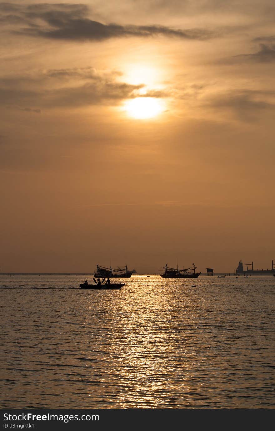 Fishing vessels to fish on the coast of Thailand. Fishing vessels to fish on the coast of Thailand.