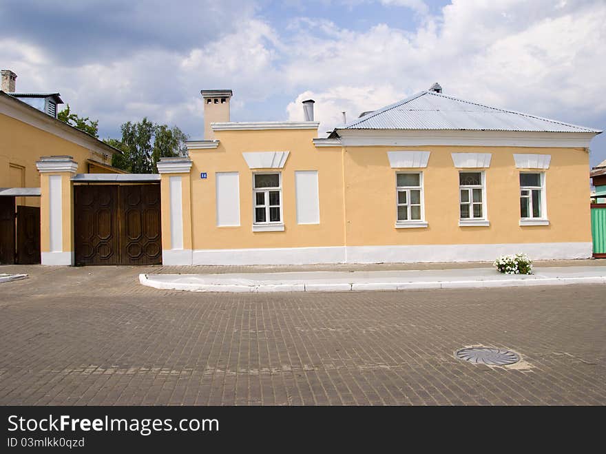 Restored wooden house and fence in the town of Kolomna. Restored wooden house and fence in the town of Kolomna.