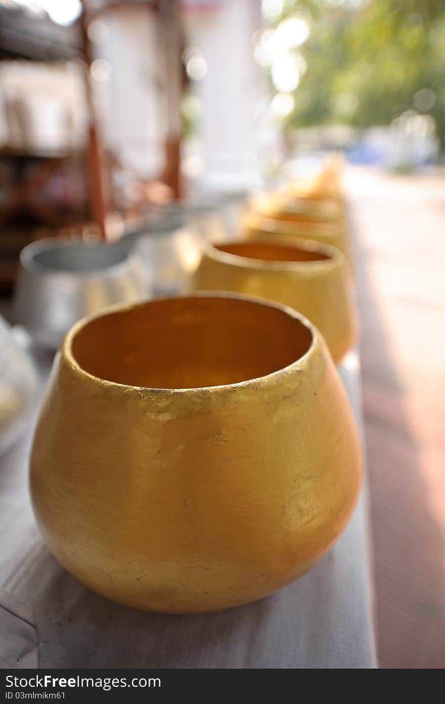 Golden Bowls