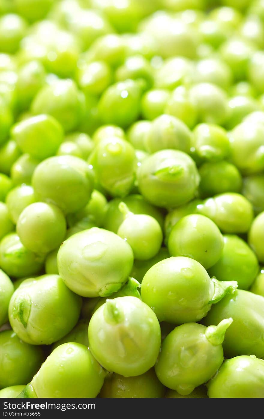 Green peas with waterdrops