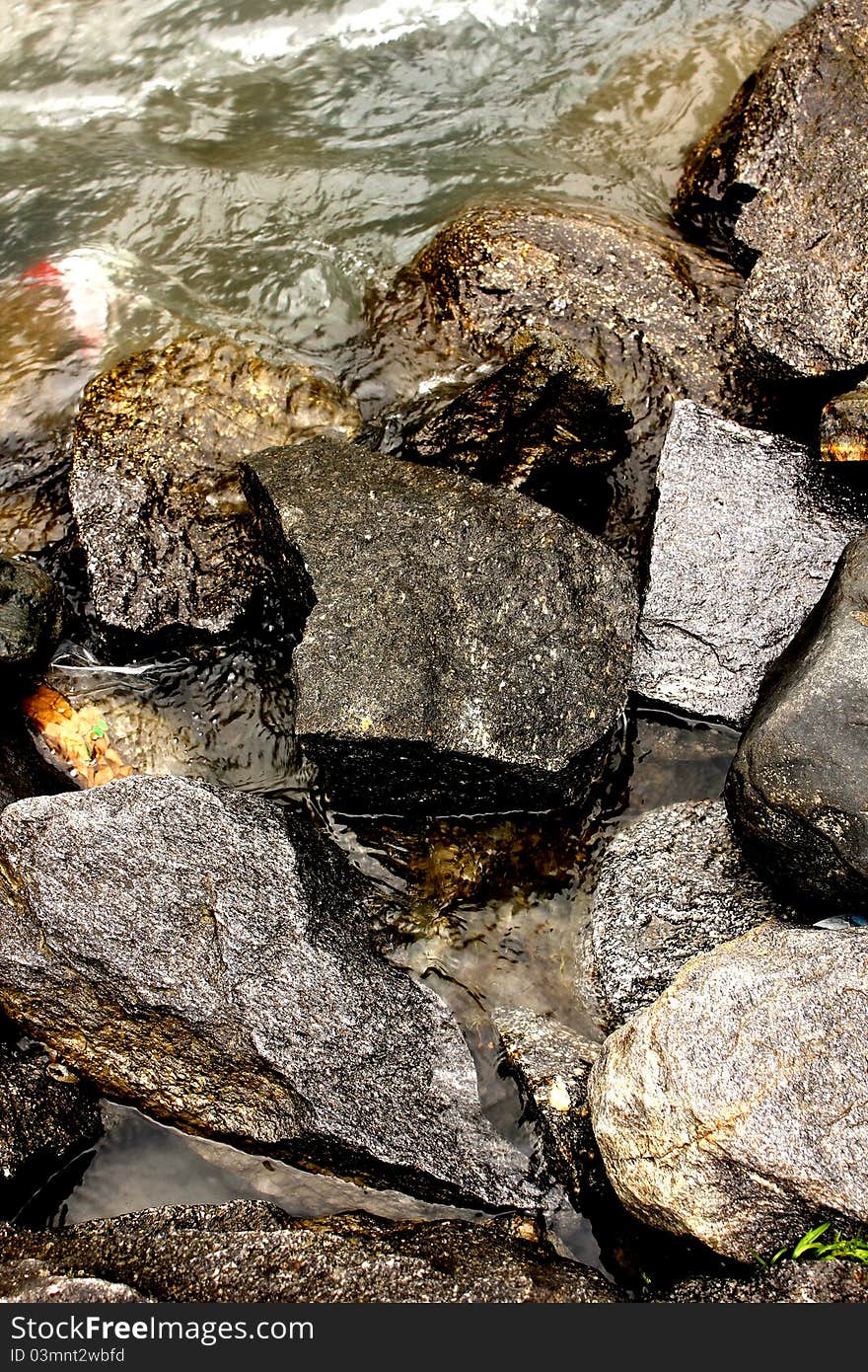 River side stones manali, Inida. River side stones manali, Inida