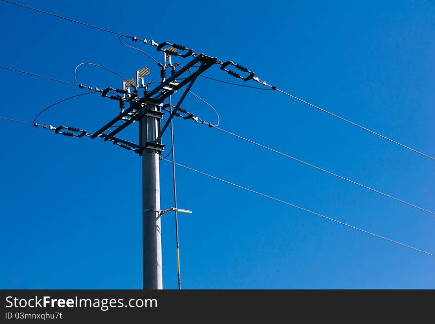 Electric pole horizontally