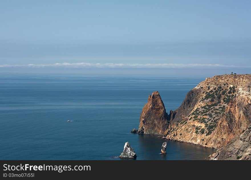 Photo cape on the bank the black sea