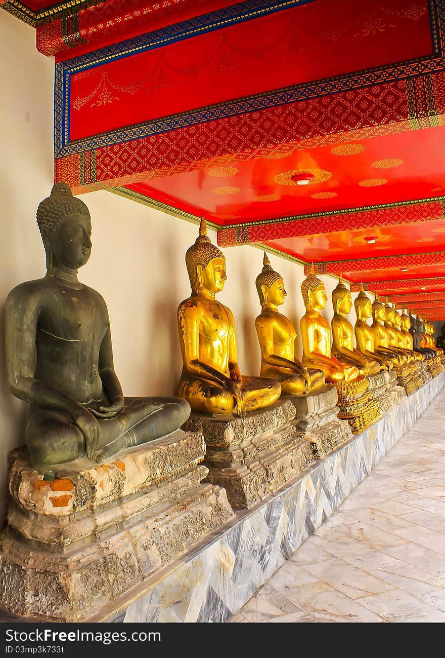 Buddha statues