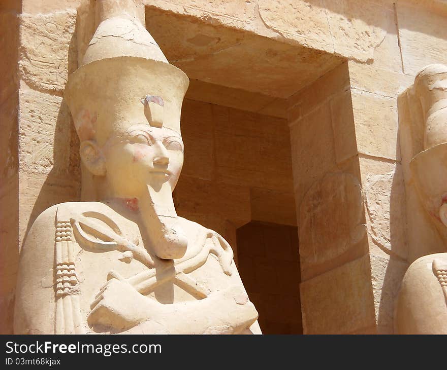 HATSHEPSUT S TEMPLE