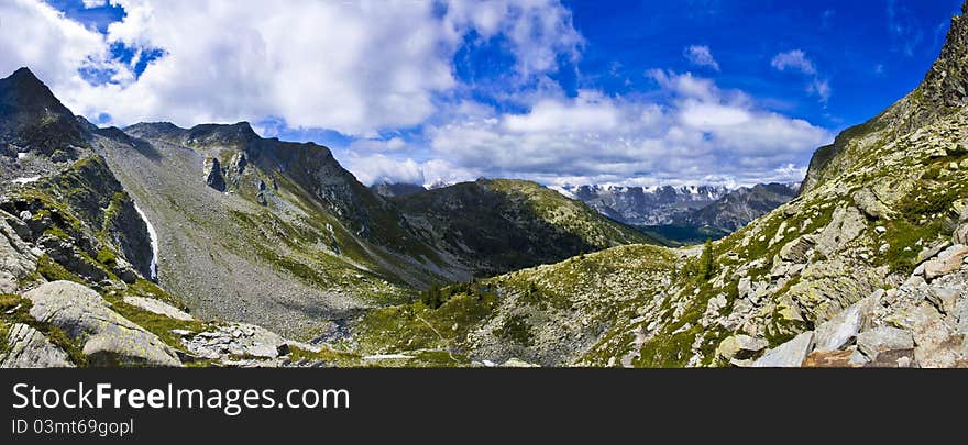 View of mountains in the Italy. View of mountains in the Italy