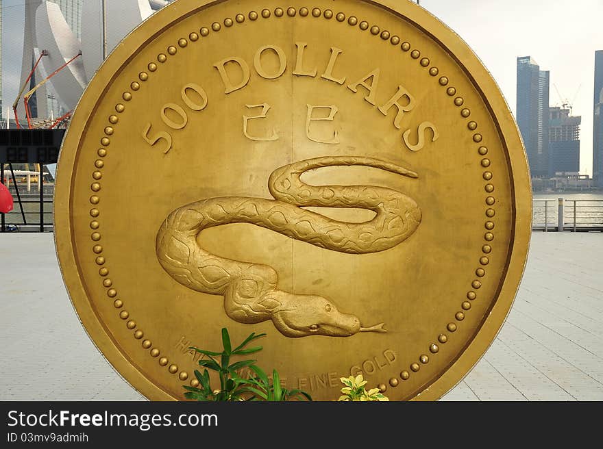 Gold coin snake