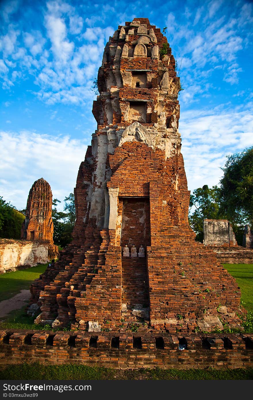 This shot was taken at Wat Mahathat of Ayutthaya,Thailand. This shot was taken at Wat Mahathat of Ayutthaya,Thailand.