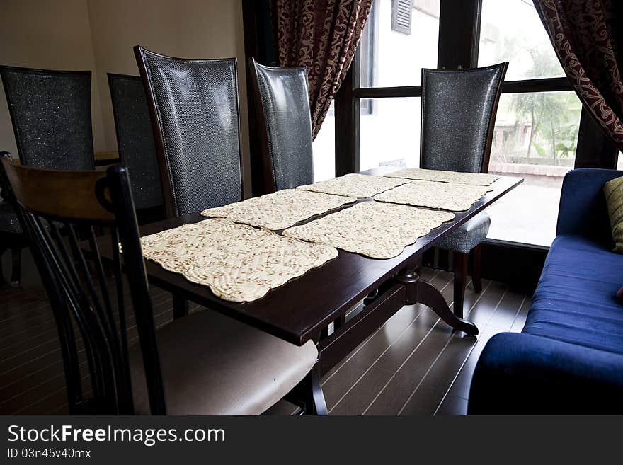 Dining table agaisnt a window