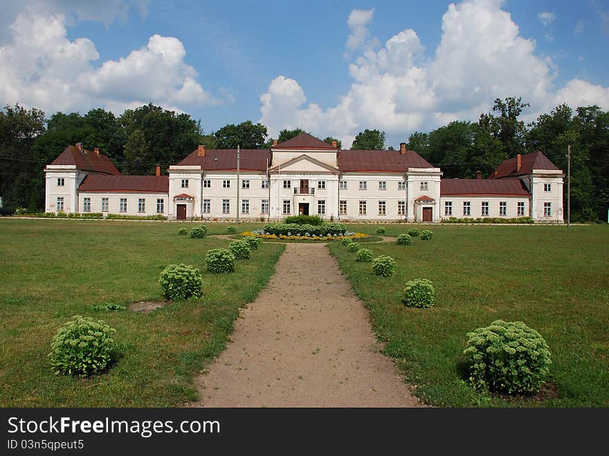 Varaklani palace