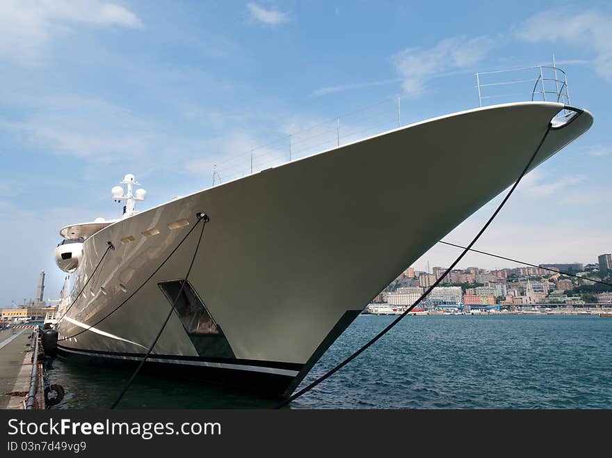 Prow of a yacht and lantern of genoa