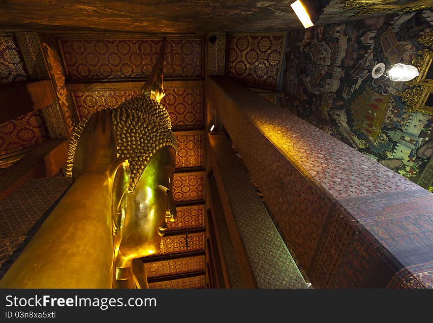 Roof of the church, Reclining buddha Wat Pho.